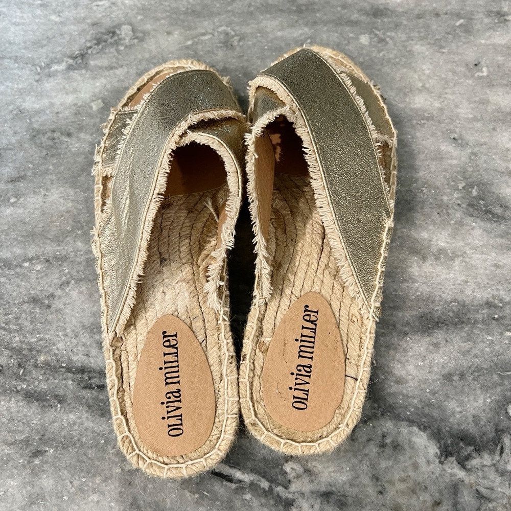 Olivia Miller Joseline Gold Espadrille Flat Sandal - Picture 3 of 4